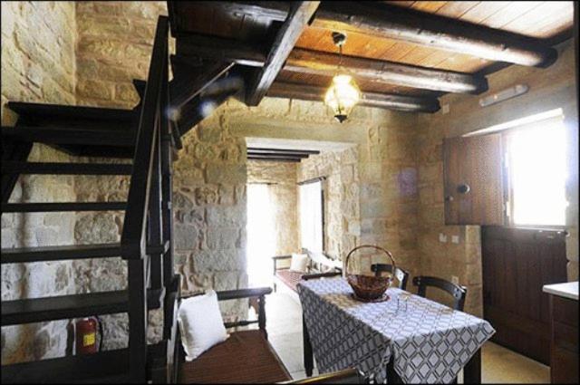 Esperides Stone Houses Palekastro Exterior photo
